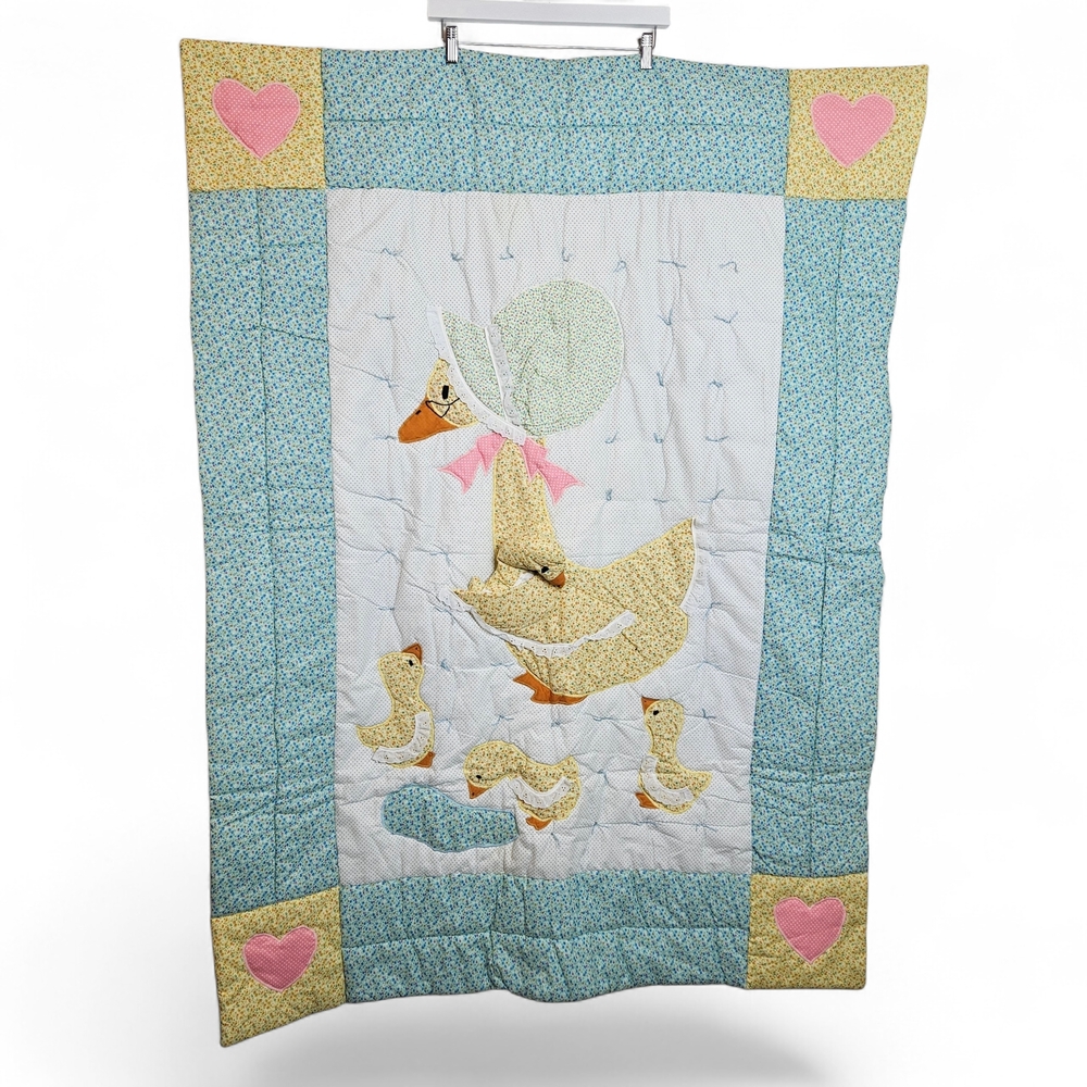 Charming Vintage Handmade Mother Goose Baby Quilt – Under Mother’s Wing 70s